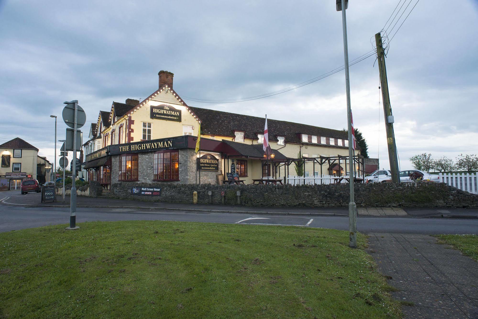 The Highwayman Inn Шептън Малет Екстериор снимка